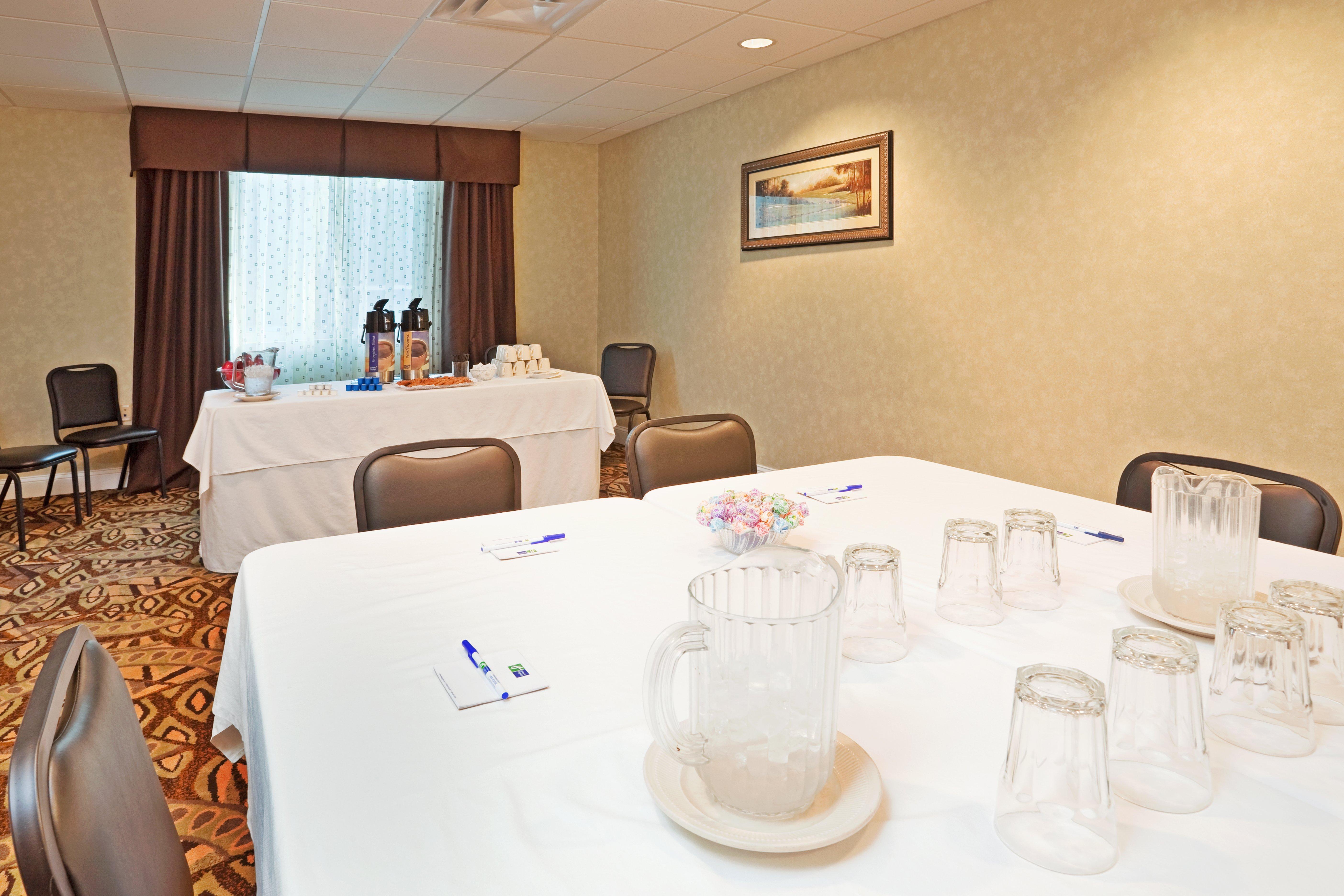 Holiday Inn Express & Suites Southern Pines-Pinehurst Area By Ihg Esterno foto