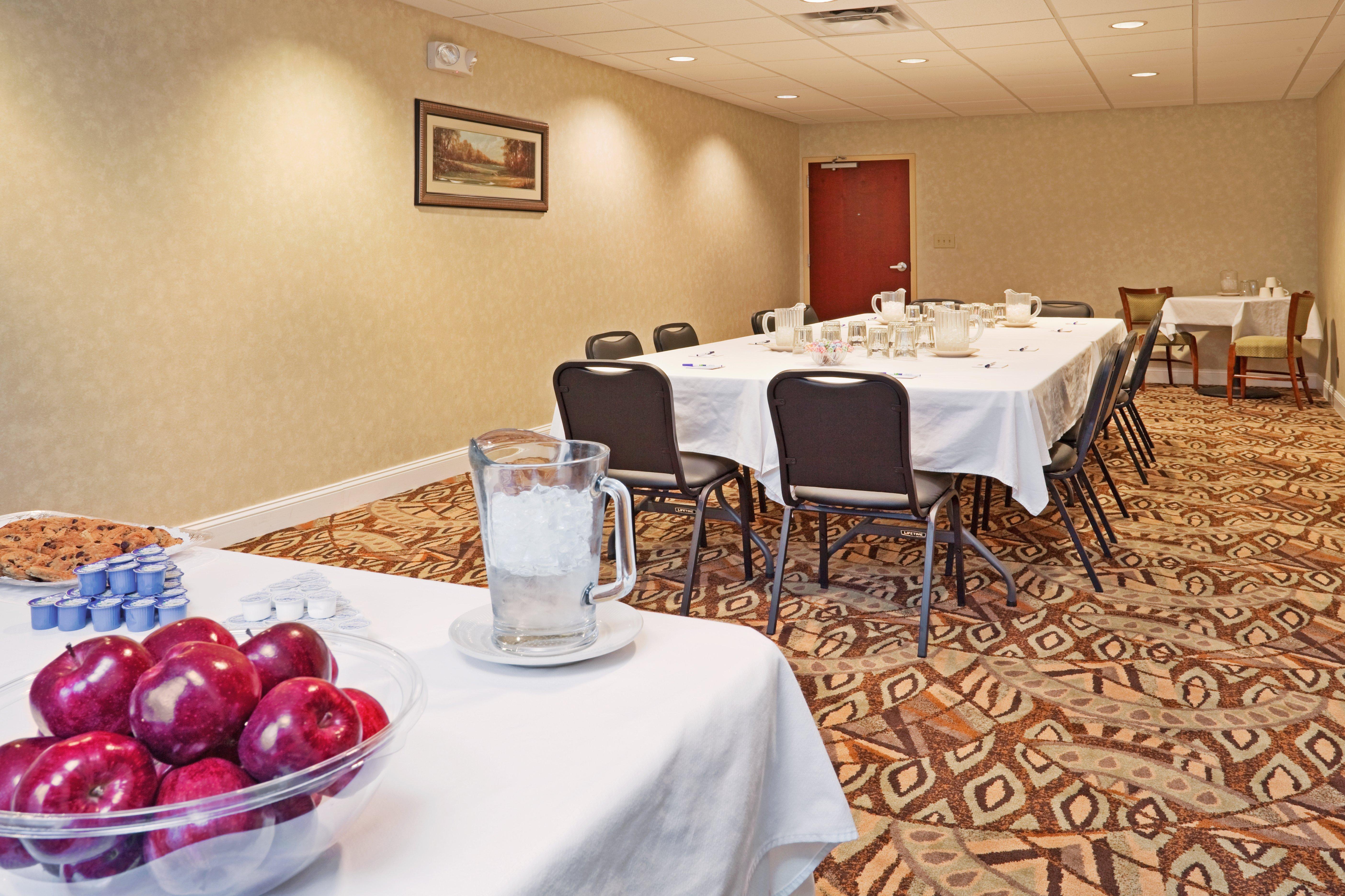 Holiday Inn Express & Suites Southern Pines-Pinehurst Area By Ihg Esterno foto