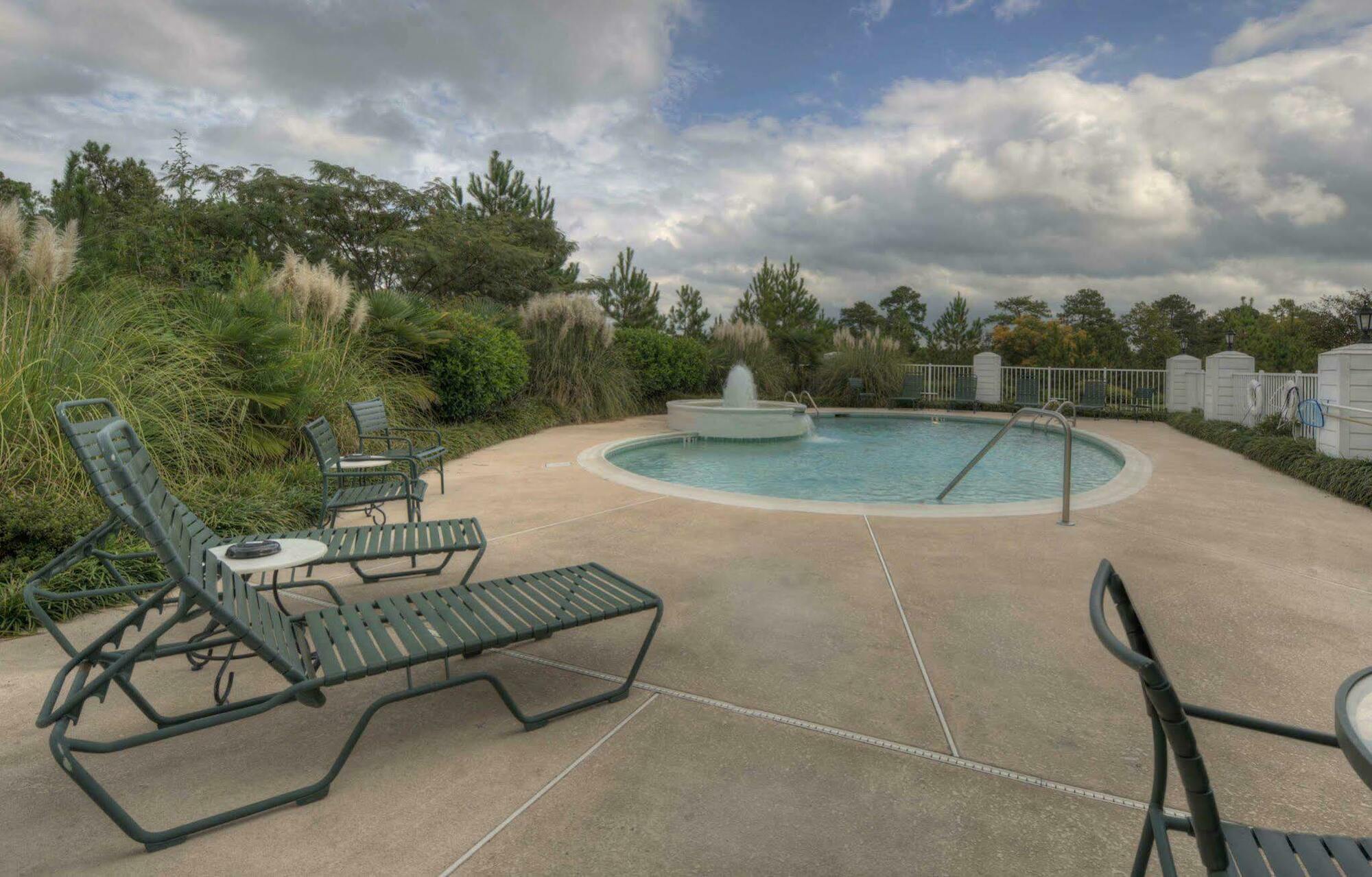 Holiday Inn Express & Suites Southern Pines-Pinehurst Area By Ihg Esterno foto