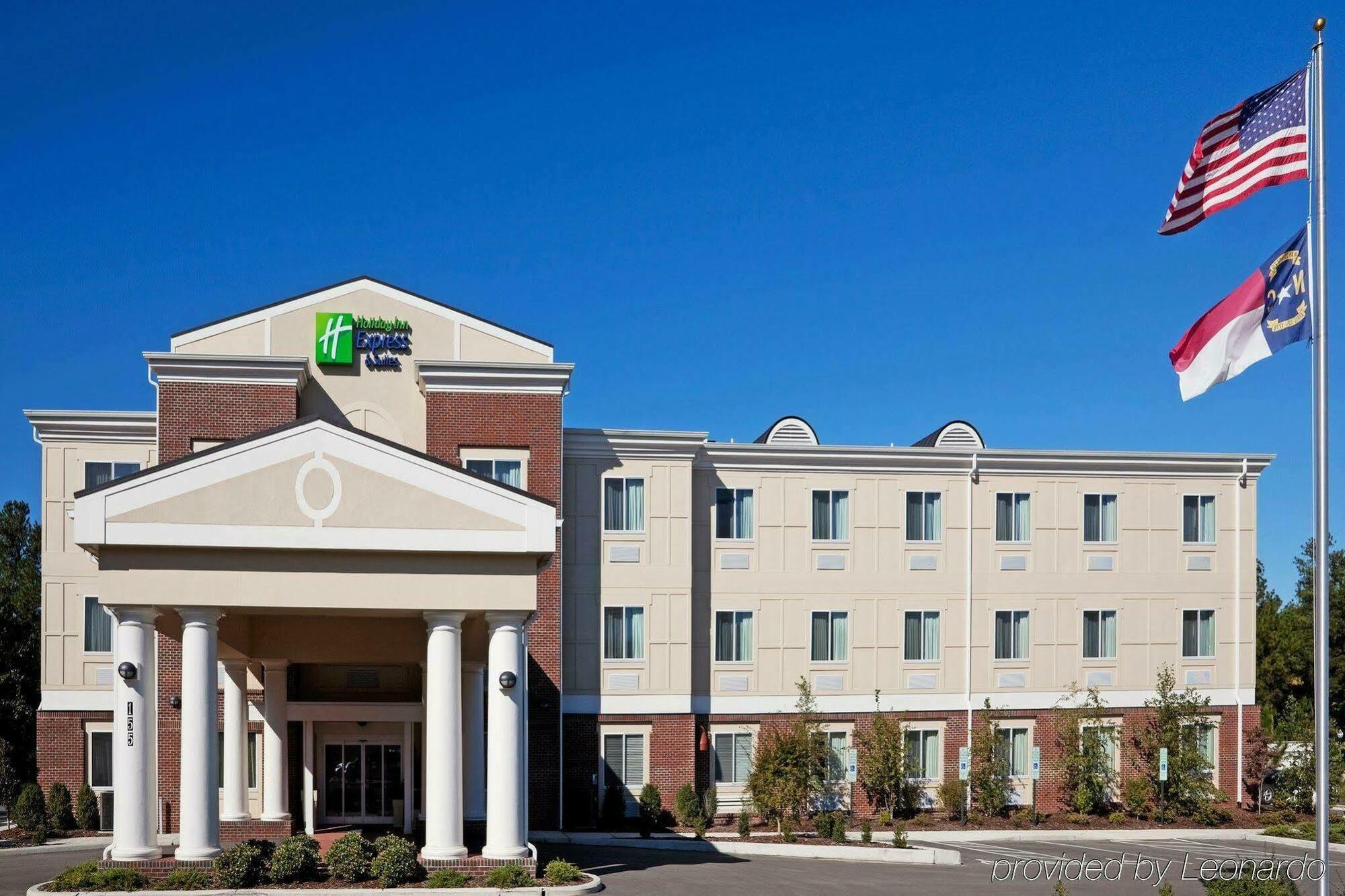 Holiday Inn Express & Suites Southern Pines-Pinehurst Area By Ihg Esterno foto