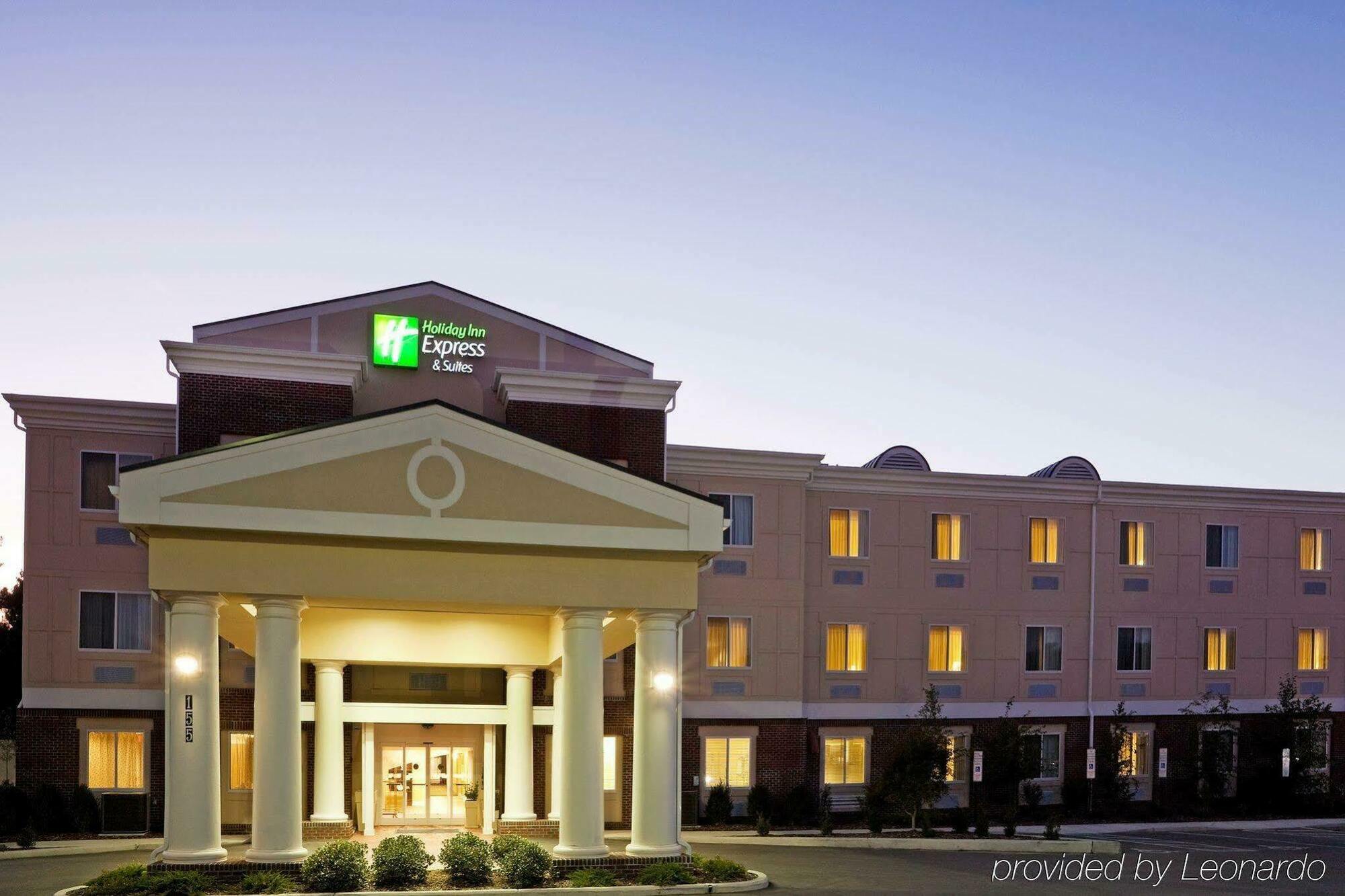 Holiday Inn Express & Suites Southern Pines-Pinehurst Area By Ihg Esterno foto